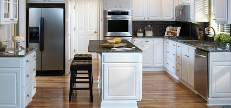 Thermofoil kitchen Cabinets