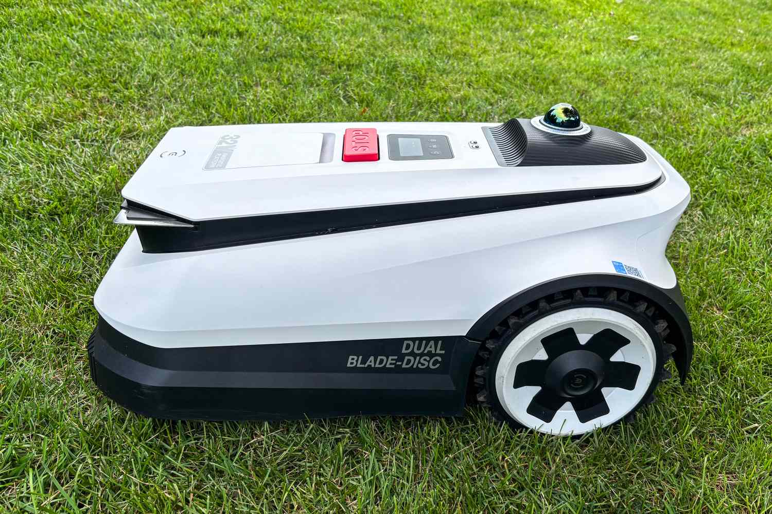 A side view of the Ecovacs Goat A3000 LiDAR Robot Lawn Mower