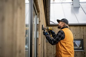 Rated People vs. Checkatrade: A homeowner’s guide to finding a verified electrician